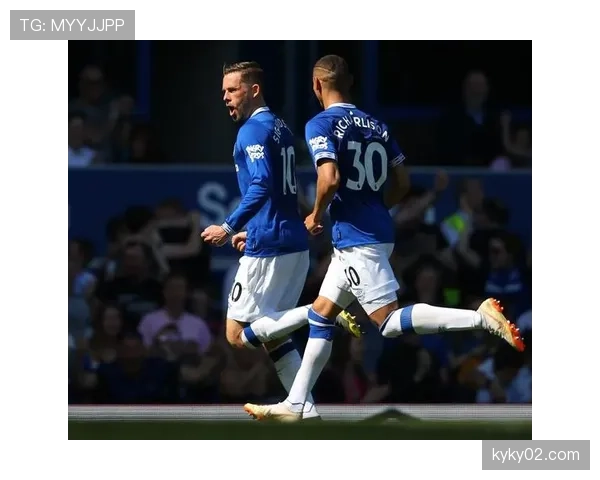 西古德森门前补射完成绝对主宰 西古德森门前补射完成绝对主宰