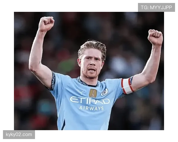 德布劳内倒三角回传创造必进机会:从场上直觉到训练场的应变艺术 德布劳内倒三角回传创造必进机会:从场上直觉到训练场的应变艺术