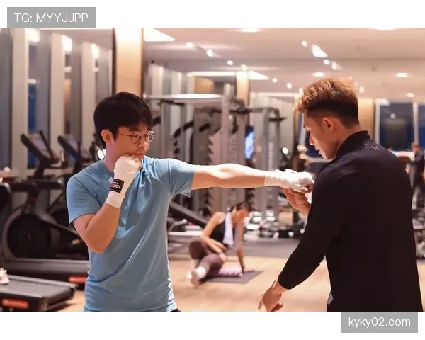 出拳力量测试破纪录 出拳力量测试破纪录