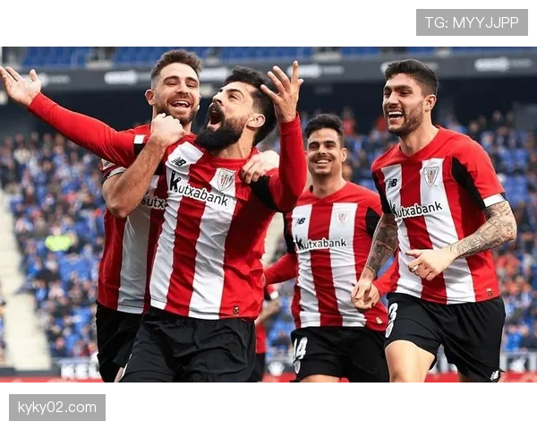 西甲赫罗纳边线推进极具穿透,比分随之接近